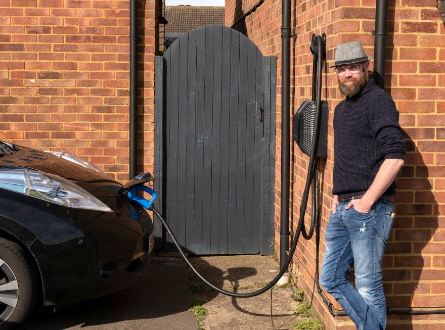 Trial shows how electricity networks can cope with charging EVs