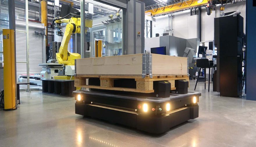 Fastems integrates AGVs and AMRs for various CNC automation applications