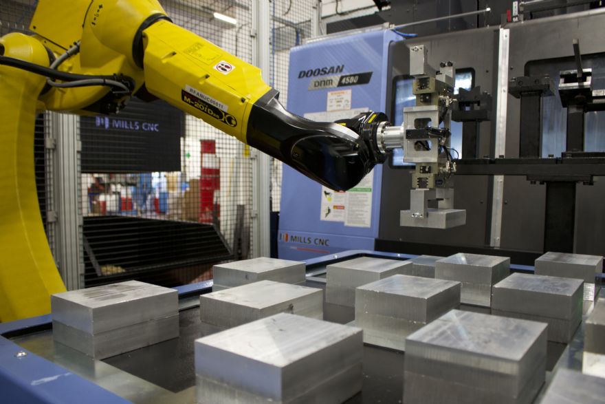 Highly customised automated manufacturing cell