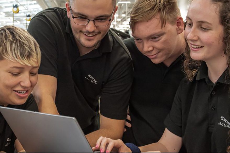 JLR ‘electrifies’ apprentice programme with 300 new recruits