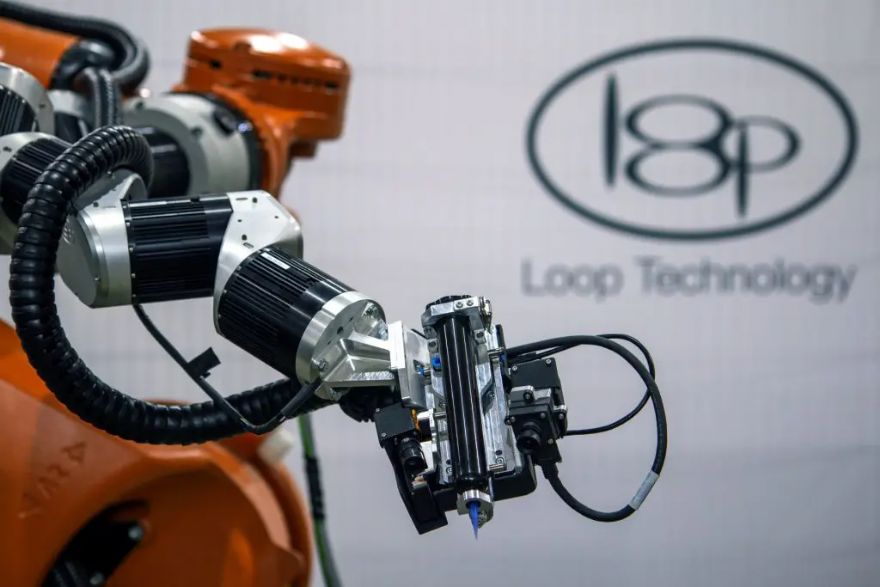 Loop Technology unveils new robotic arm for wing boxes
