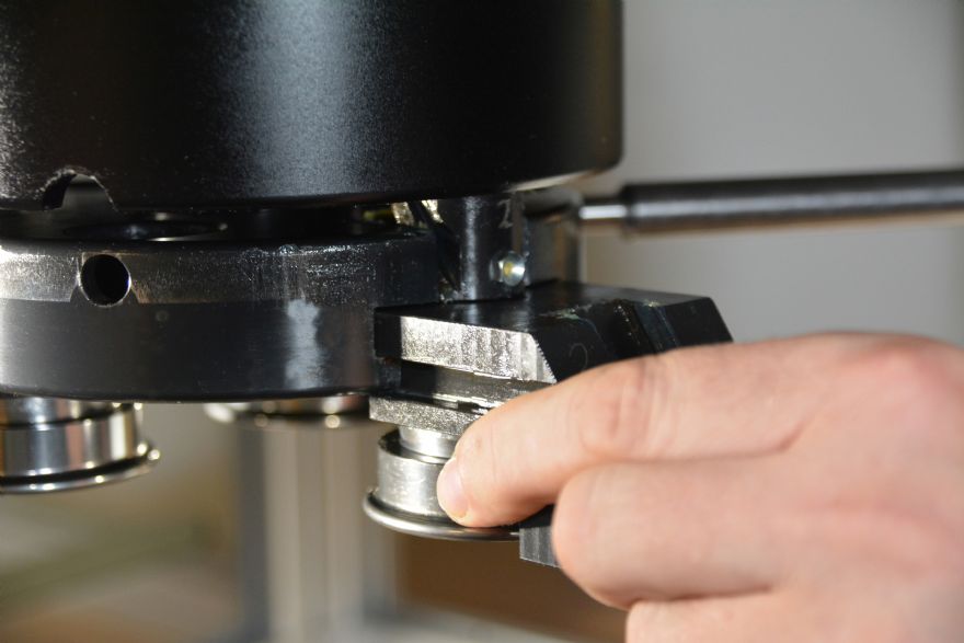 BalTec introduces innovative three servo axis roller former