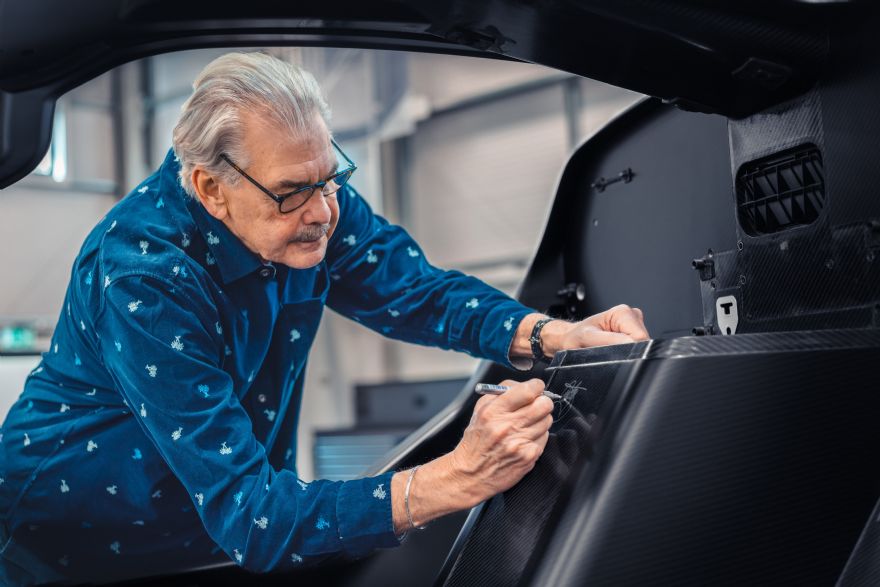 Gordon Murray signs first customer T.50 monocoque in assembly