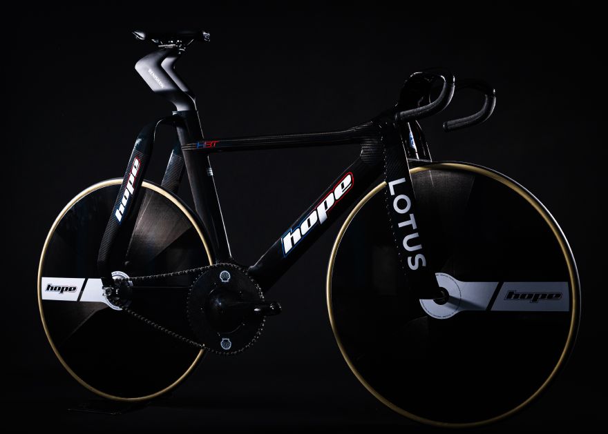 Lotus Engineering unveils new GBCT Olympic bike for Paris