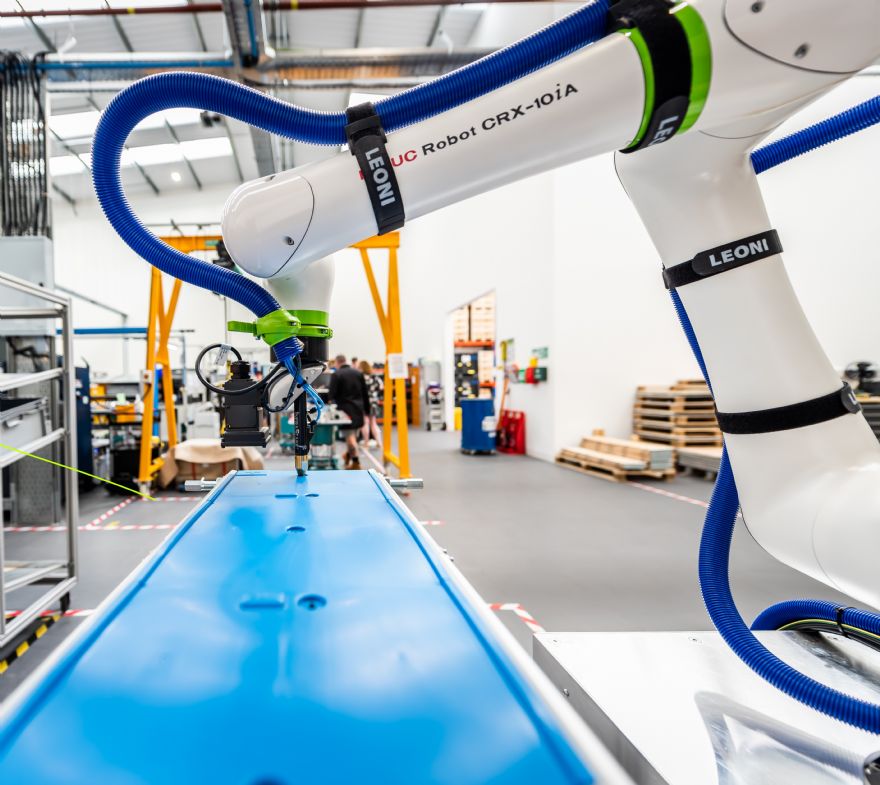Manual programming hampering uptake of robots in UK