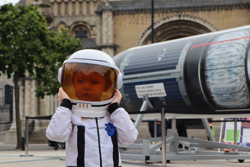 UK Space Agency’s tour attracts over 160,000 youngsters