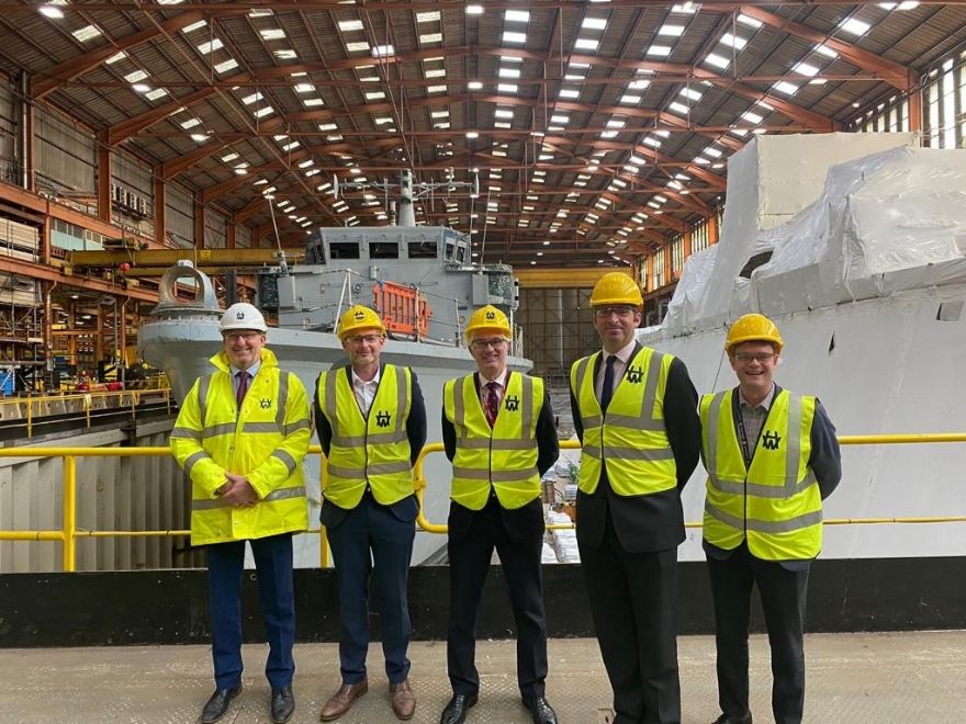 UK Minister of Defence Procurement visits Appledore shipyard