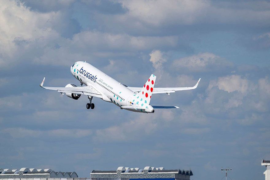 Brussels Airlines takes delivery of its first A320neo