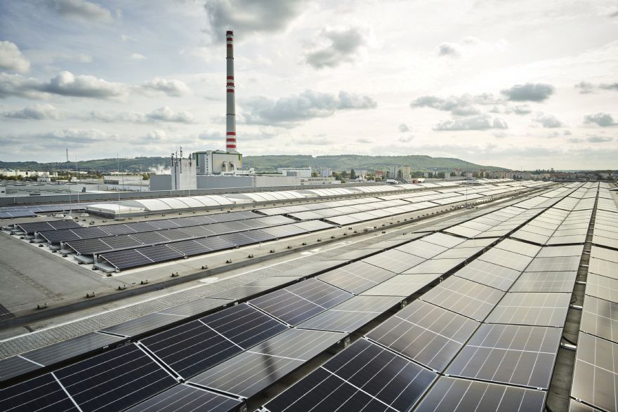 Škoda Auto installs new rooftop photovoltaic systems
