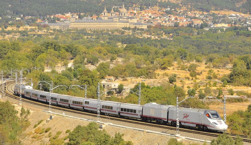 Spanish companies join forces to build hydrogen train