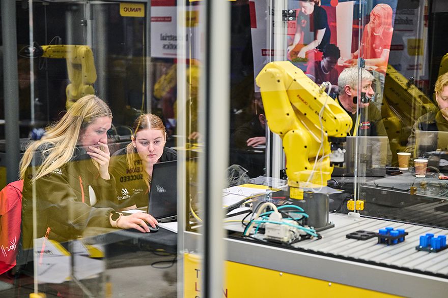 Fanuc UK begins search for Britain’s young robotics talent