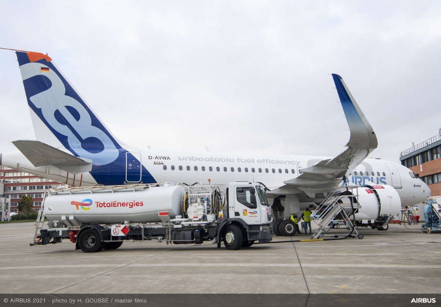 Airbus and TotalEnergies sign strategic partnership