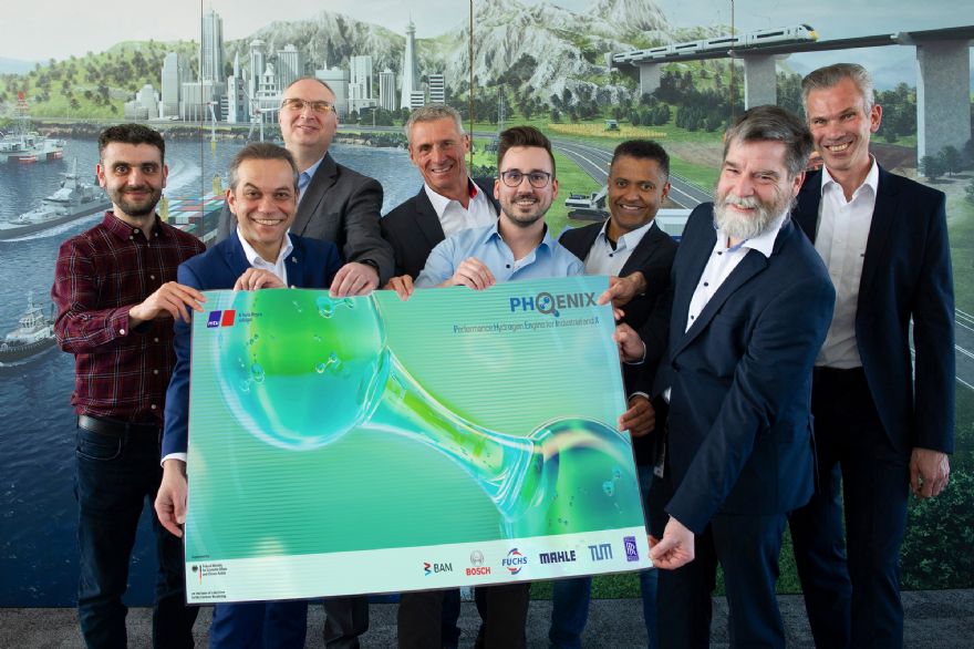 Rolls-Royce collaborates on ‘Phoenix’ project
