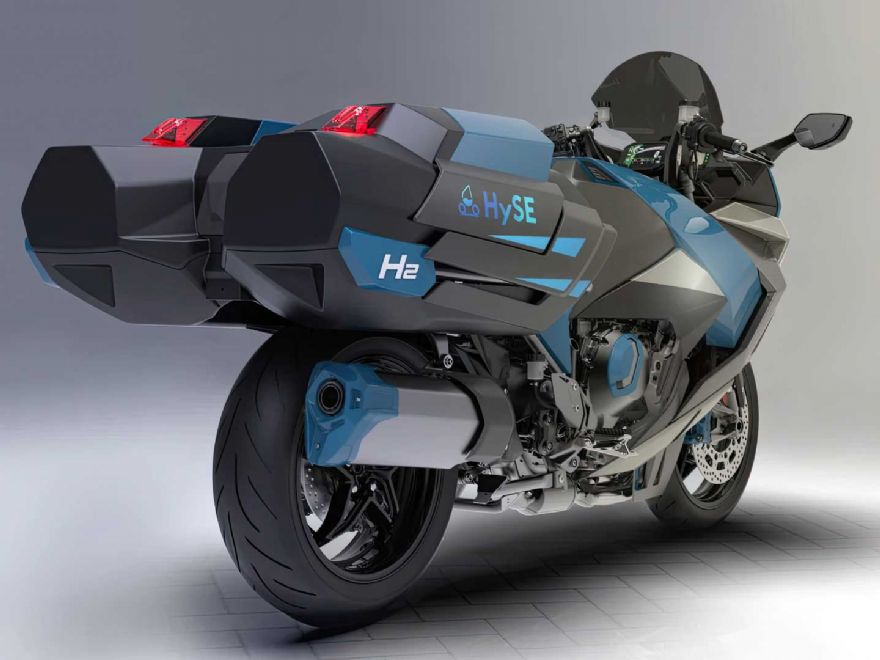 Kawasaki hydrogen ICE motorcycle gets first public outing