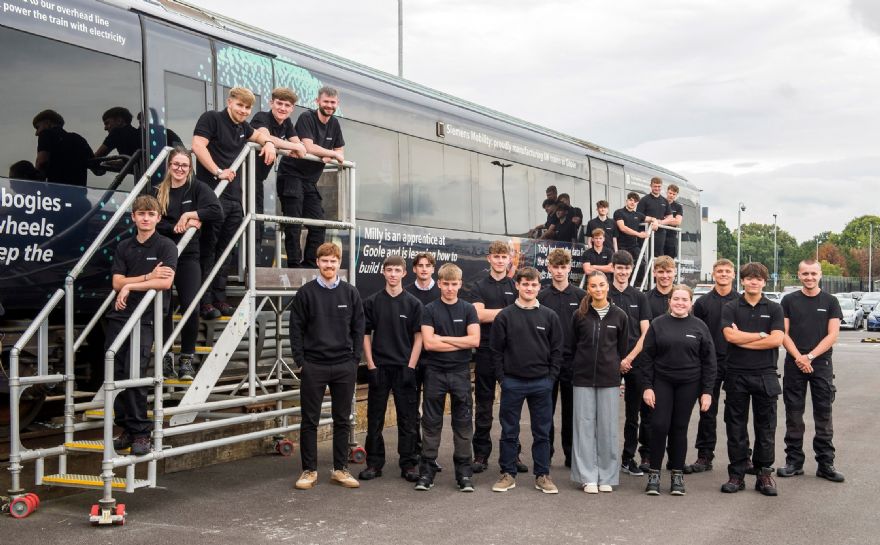 Siemens Mobility on track with new Goole apprentices