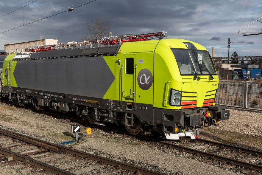 Alpha Trains expands fleet with up to 70 new Vectrons