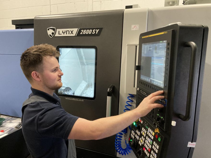 Machining complex parts in one set-up