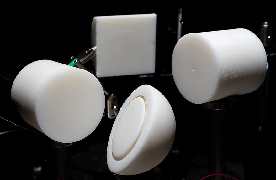 Sky’s the limit for cloud-inspired method of guiding light