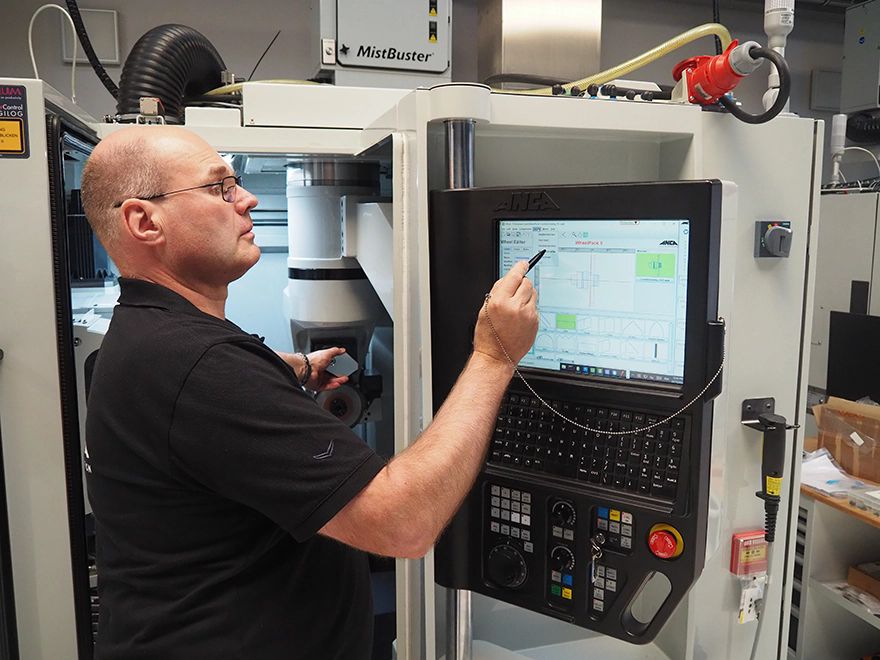 Fraisar streamlines re-grinding process with ANCA’s help