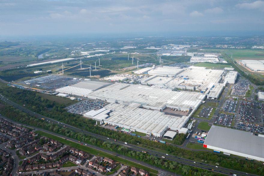 Nissan calls for urgent action on UK ZEV Mandate