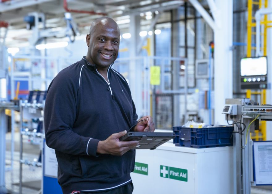 JLR announces 150 new  roles to support electrification