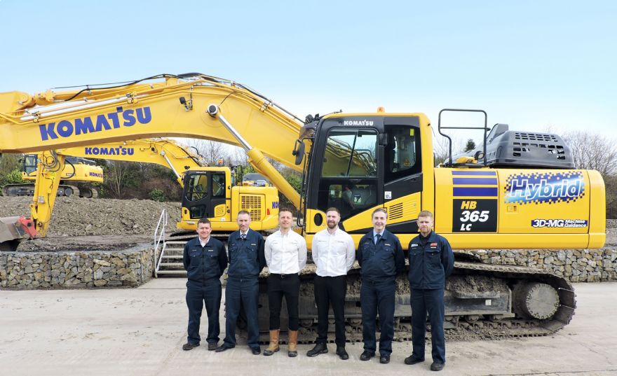 Komatsu UK partners with AR Power on solar PV system