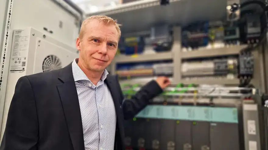AP&T introduces a new generation of control systems 