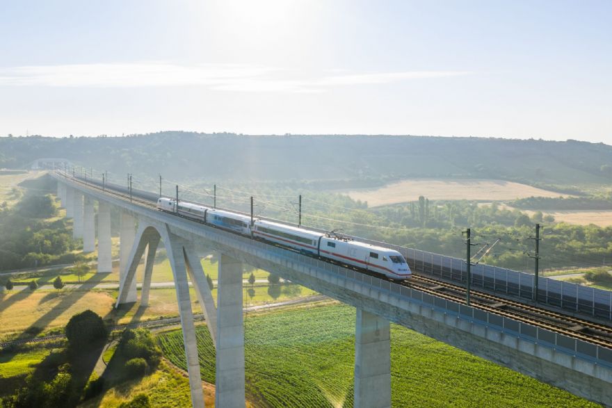 ICE test train reaches 405km/h in Germany