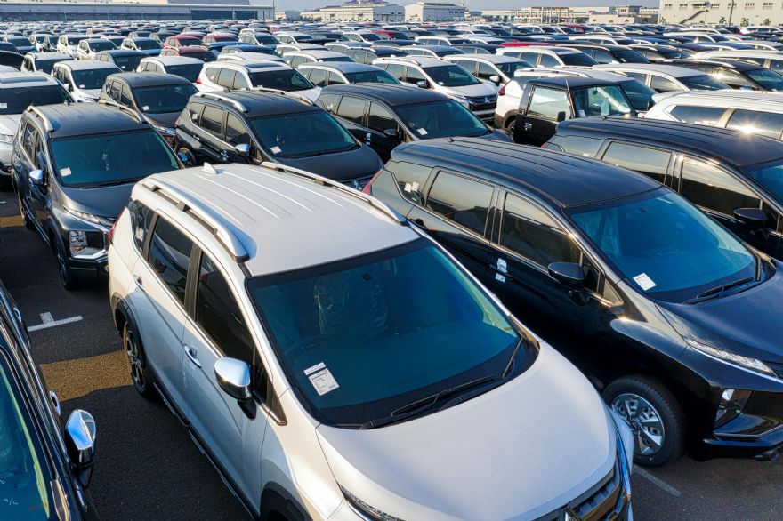 New UK car registrations stall in July but recovery expected