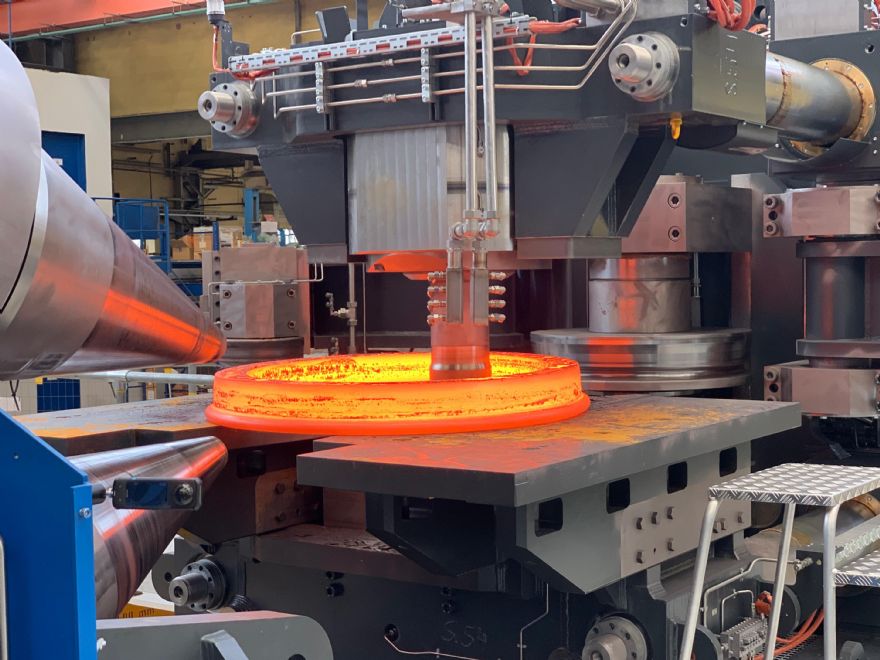 ANDRITZ Schuler unveils new ring roller