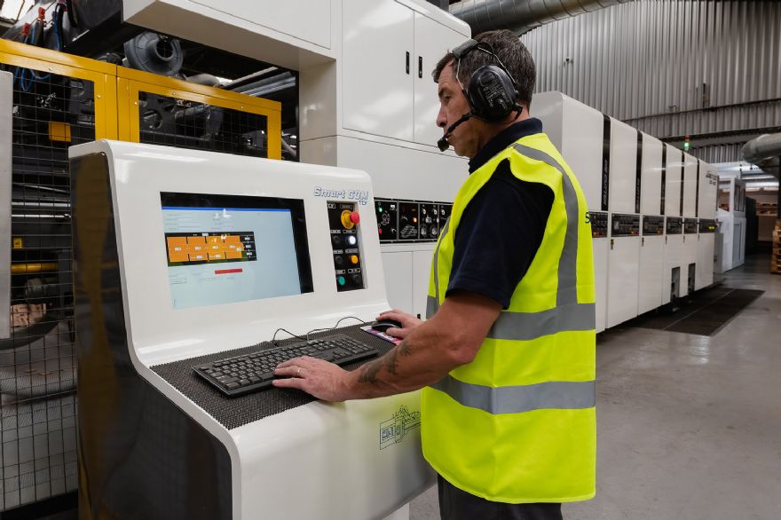 Lesters thinks out of the box with recruitment drive