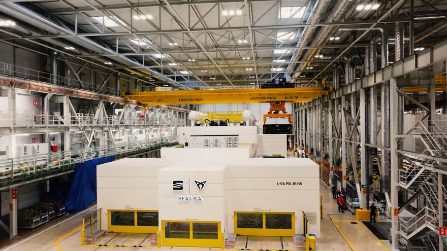 SEAT installs ‘state of the art’ stamping press in Spain