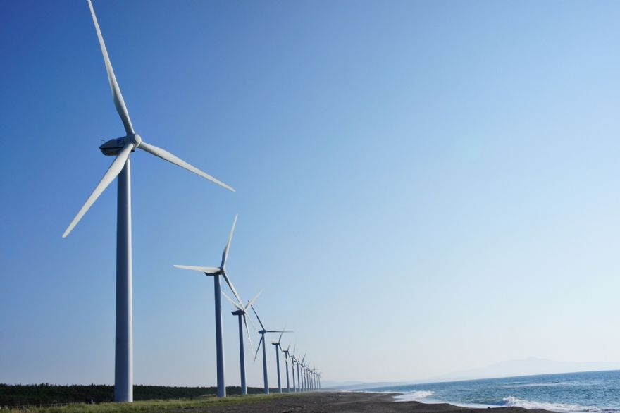 Wind power delivers £104 billion net benefit to UK consumers