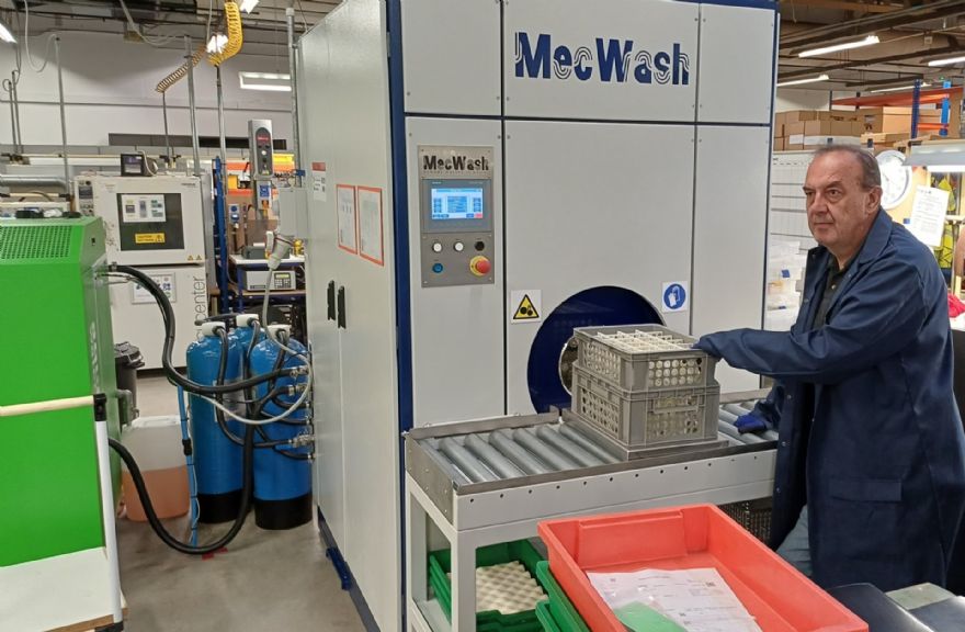 Auxitrol Weston invests in MecWash MWX300 system