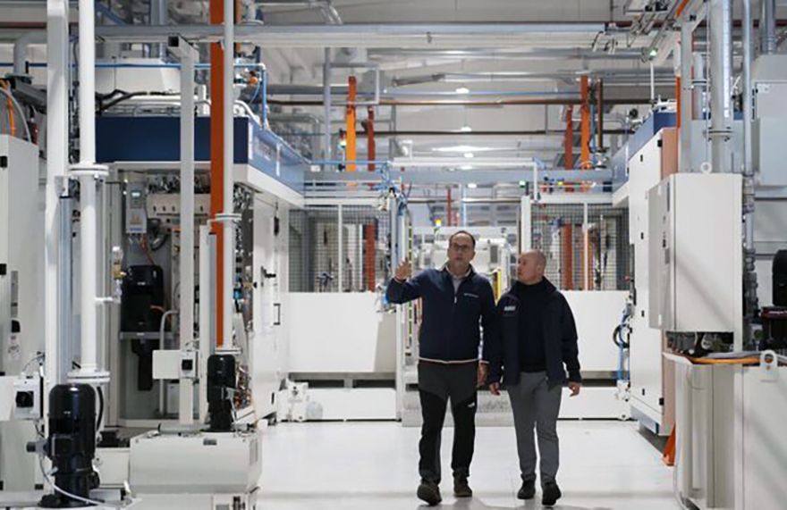 100 machines and one vision for Endurance