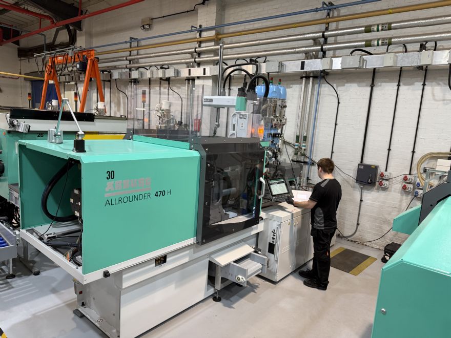 Arburg keeps machines in peak condition at Measom Freer