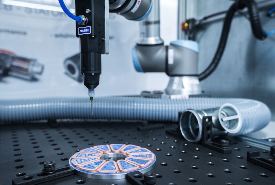 Integrated robotic solution enhances bonding process