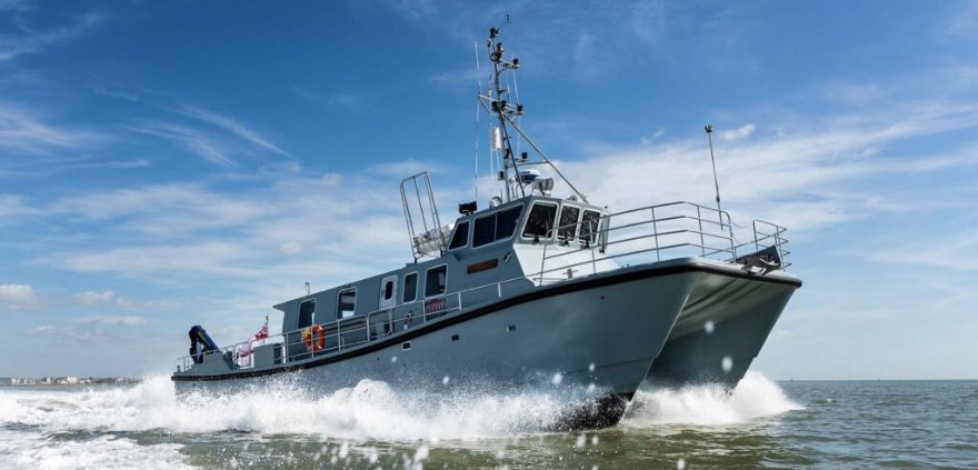 Government awards contracts for 3,000 defence boats