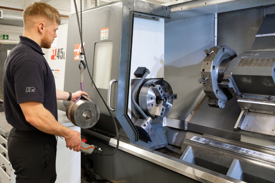 On the right track with hyperMill CAD/CAM