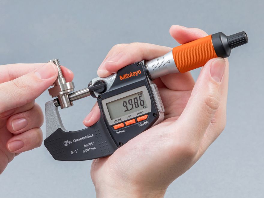Mitutoyo digital micrometer wins major design award