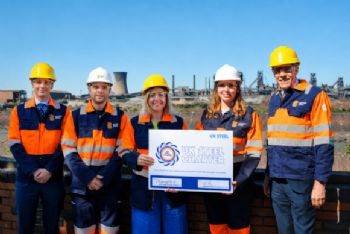Greater Lincolnshire Mayor signs UK Steel Charter