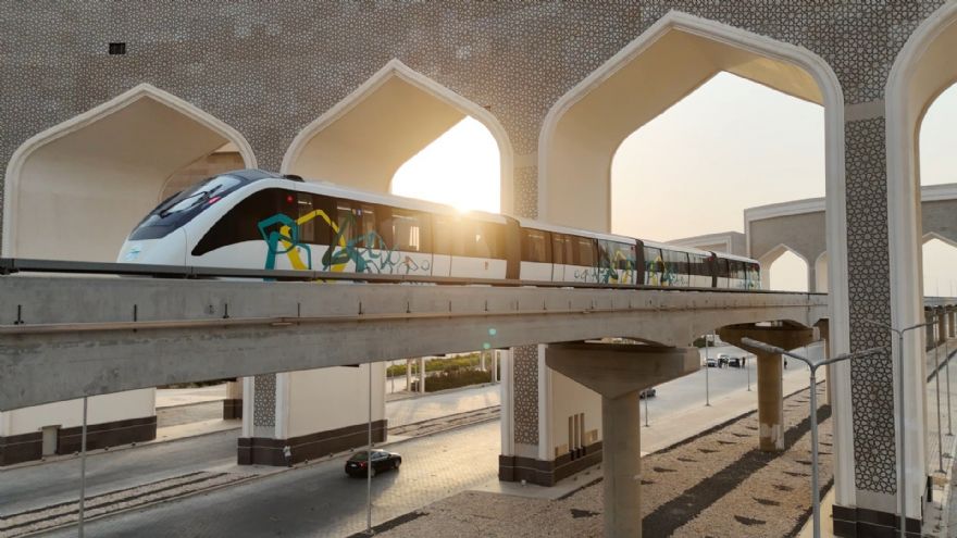Derby-built-monorail-enters-commercial-service-in-Cairo