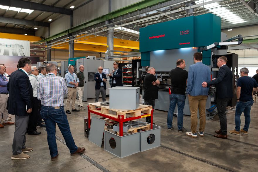 Salvagnini hosts a new experience for sheet metal producers