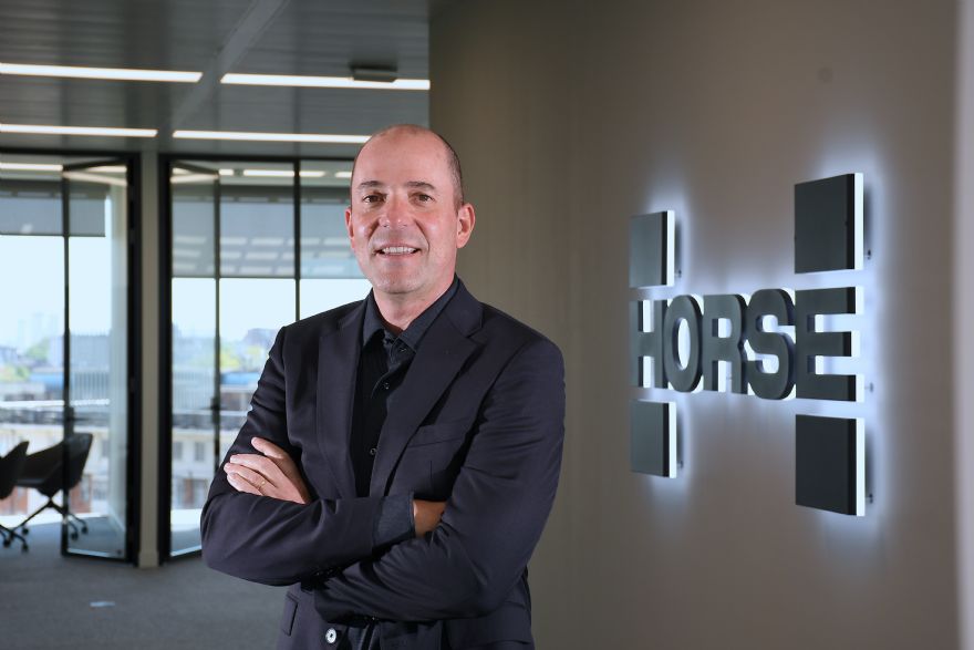 Horse Powertrain wins Sturmey Award automotive for innovation