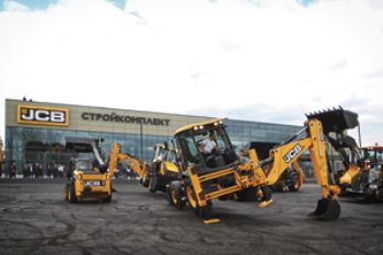 Huge JCB dealer depot in Russia