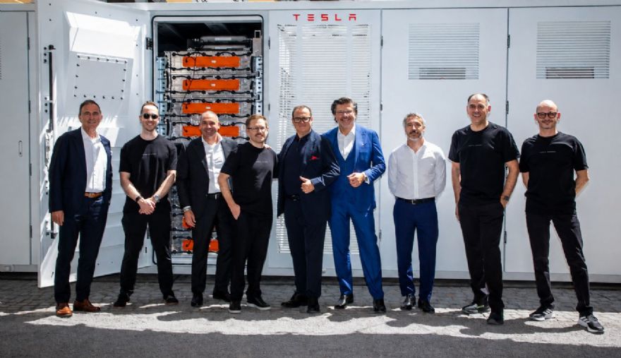 NatPower and Tesla sign strategic agreement for European battery storage