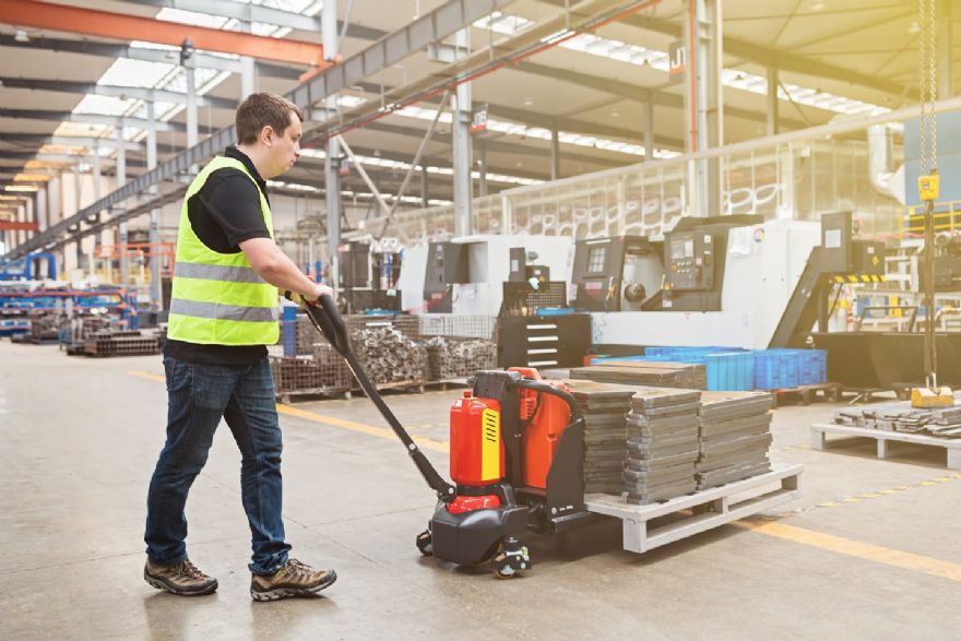Stop Losing Money Between Machines: A Lean Guide to Warehouse Waste for UK Manufacturers