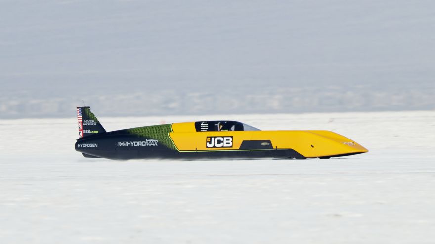 JCB hydrogen-powered car sets new land speed record 