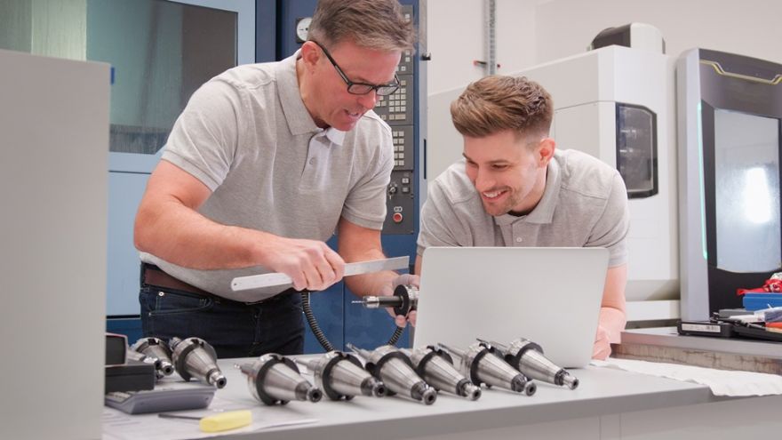Engineering degree apprenticeships increase despite reduced funding