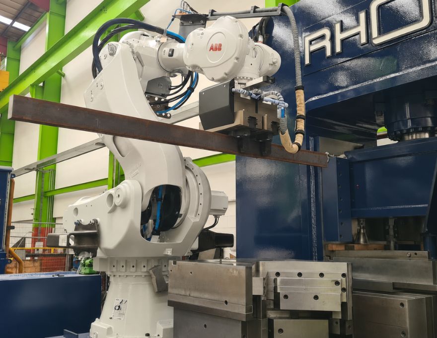 Rhodes-Interform-completes-automated-forklift-bending-line